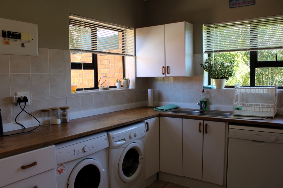 3 Bedroom Property for Sale in Kleinemonde Eastern Cape